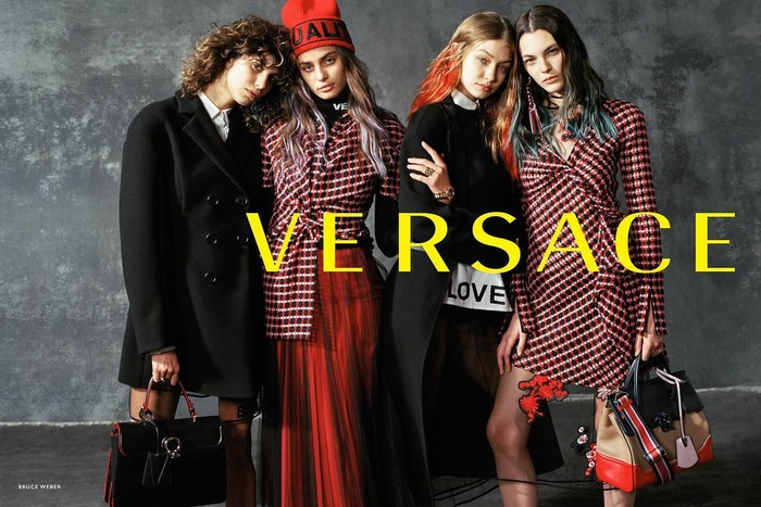 Campagne Versace - Automne/hiver 2017-2018 - Photo 4