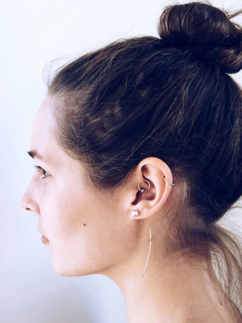 Rien de tel qu'un chignon haut pour mettre en valeur le port de tte !