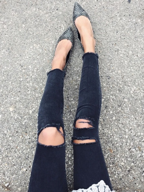 Rien de tel qu'une paire de ballerines pointues  pois pour chiciser un slim destroy !