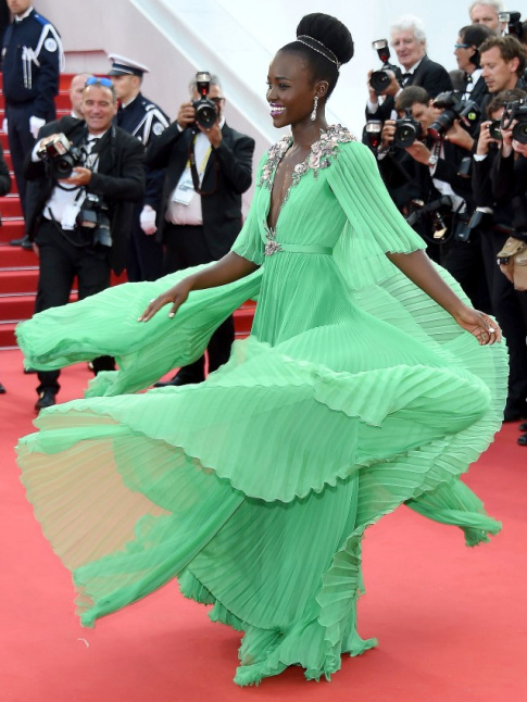Le vert Gucci sied particulirement bien  Lupita Nyong'o
