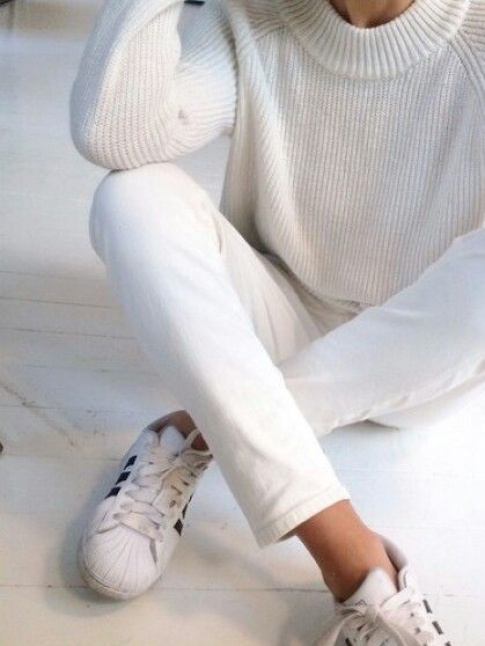 On ne se lasse pas du mix blanc/faux blanc !