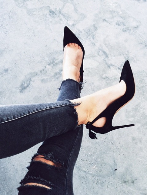 Plus le slim est destroy, plus les escarpins doivent tre chics !