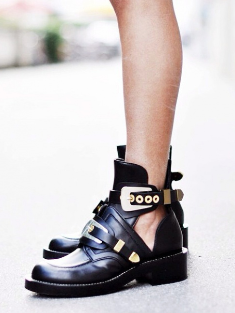 En t, on n'hsite pas  porter ses boots sans chaussettes
