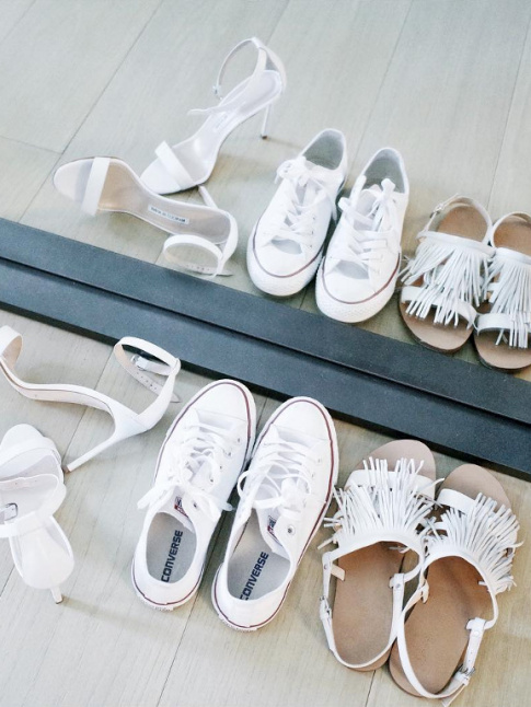 Wanted : une collection htroclite de chaussures blanches !