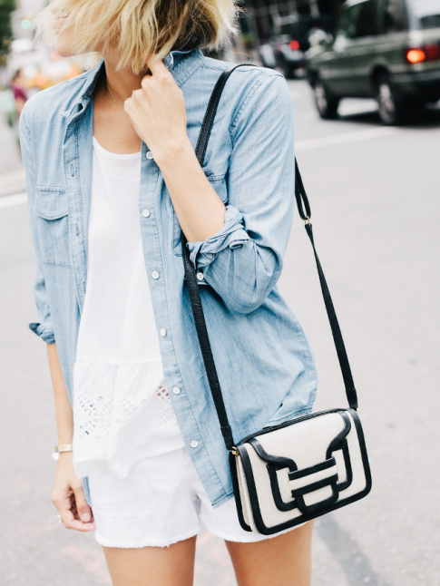 Rien de tel qu'un sac graphique pour accompagner un look casual boho !