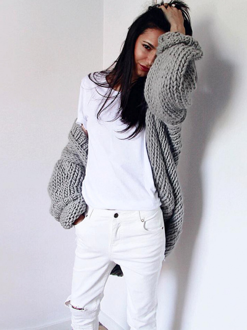 Rien de tel qu'un gilet oversize pour rchauffer le duo jean/tee-shirt !
