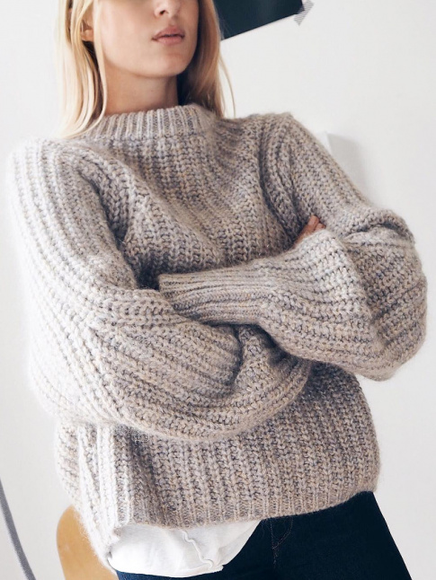 Mousseux et large juste comme il faut, ce pull-over Isabel Marant a tout bon !