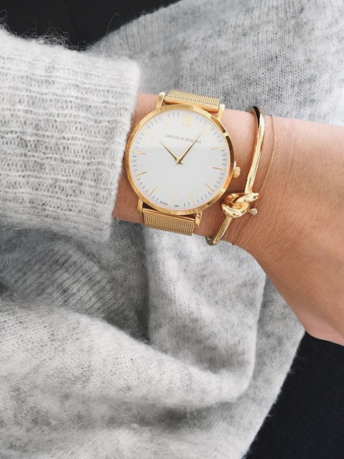 Oui au mix and match montre dore/bracelets dors !