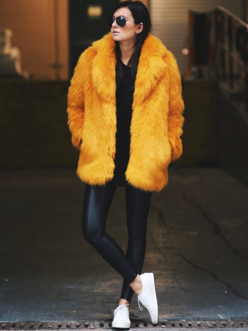 Oui  la fausse fourrure ultra colore !