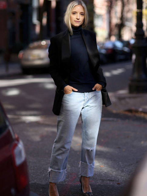 Rien de tel qu'une veste de smoking pour chiciser un jean boyfriend !