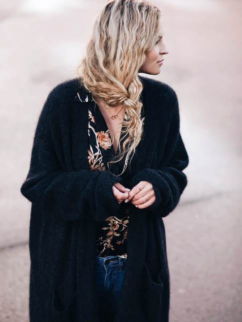 Oui  la tresse ultra loose sur cheveux longs !