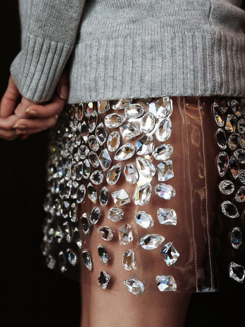 Pour une parfaite tenue de rveillon, on n'hsite pas  mixer les genres