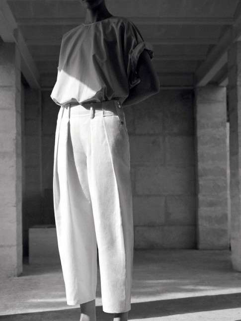 Entre volume pur et sportswear dtourn, ce look Herms a tout bon !