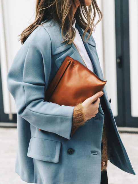 Bleu fume + caramel + fauve = le bon mix de coloris