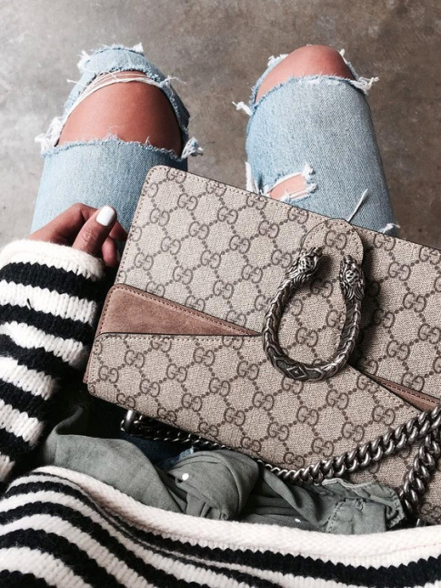 Les fashion-instagrameuses ont dcidment toutes adopt le Dionysus de chez Gucci...