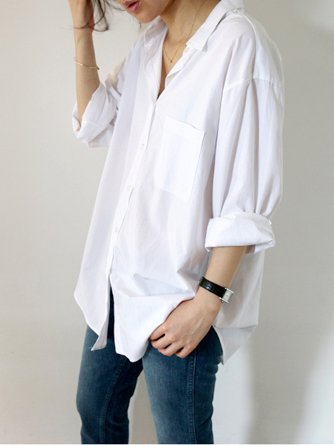 La chemise d'homme trop grande, un classique dont il ne faut pas hsiter  abuser !