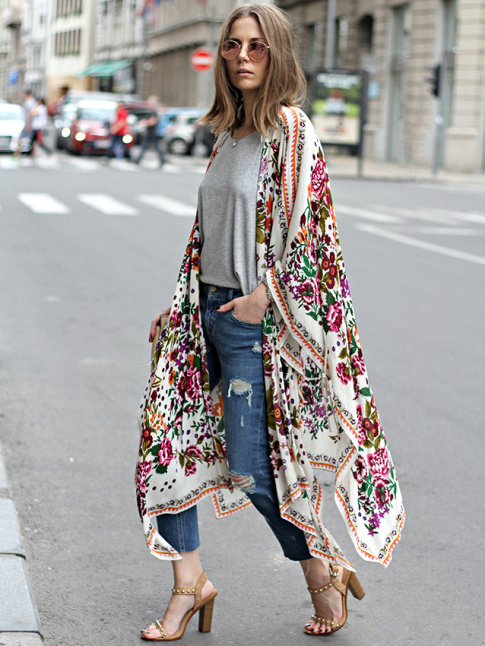 Rien de tel qu'un kimono pour rchauffer un look casual-estival !