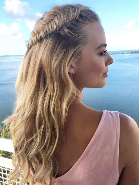 Oui  la demi-tresse pi !