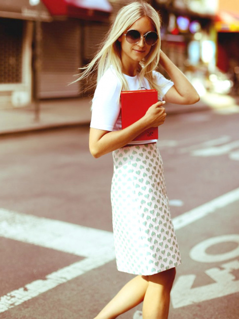 Port en mode casual chic, l'imprim coeur gagne en dsirabilit
