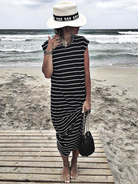 Robe tee-shirt longue raye + panama = le bon mix