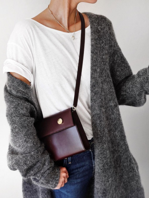 Wanted : un petit sac bordeaux