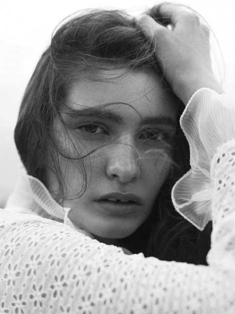 La blouse blanche n'en finit pas de se rinventer !