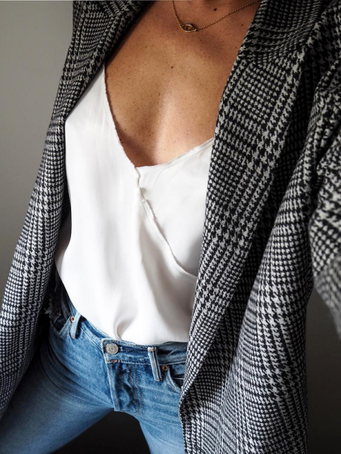 Rien de tel qu'un blazer masculin pour rchauffer un top fminin et dlicat