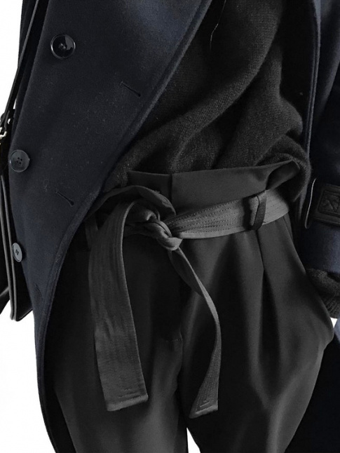 Le parfait total look noir et bleu marine #2