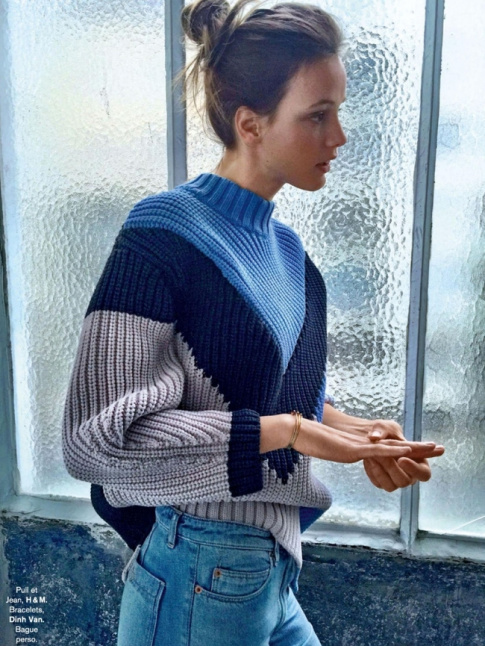 Une petite dose graphique sied bien aux gros pull-overs