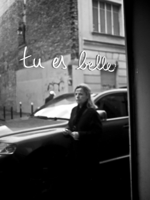  inscrire sur son miroir juste avant de se coucher, afin de se prparer un doux rveil...