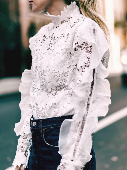 Le jean brut lgrement taille haute, le meilleur alli des blouses sophistiques !