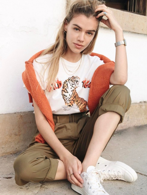 Ce printemps, on n'hsite pas  saupoudrer notre garde-robe d'une petite touche d'orange !