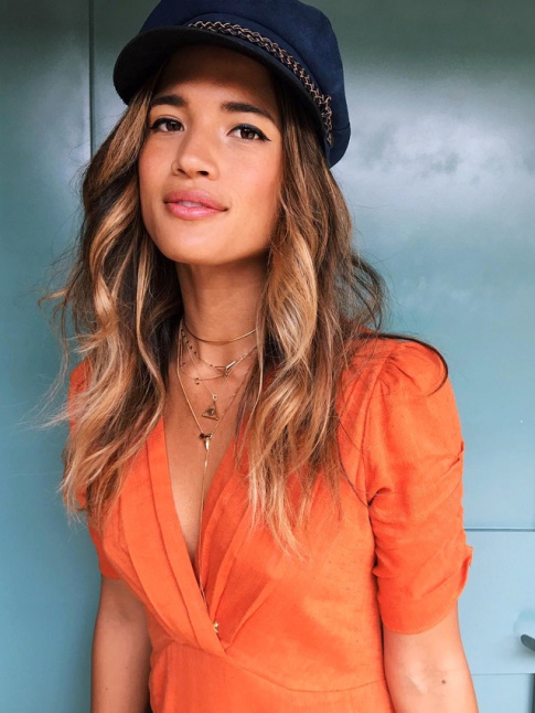 Bleu marine + orange = le bon mix