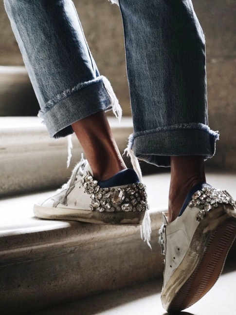 Pour ou contre les sneakers donnant l'impression d'avoir t plonges dans une flaque de diamants ?