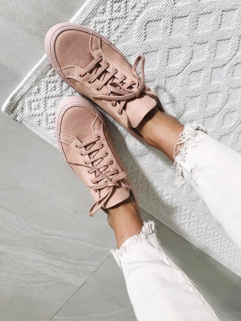 Baskets rose ple + slim blanc raccourci = le bon mix