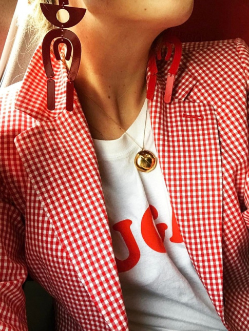 Vichy rouge + tee-shirt vintage = le bon mix