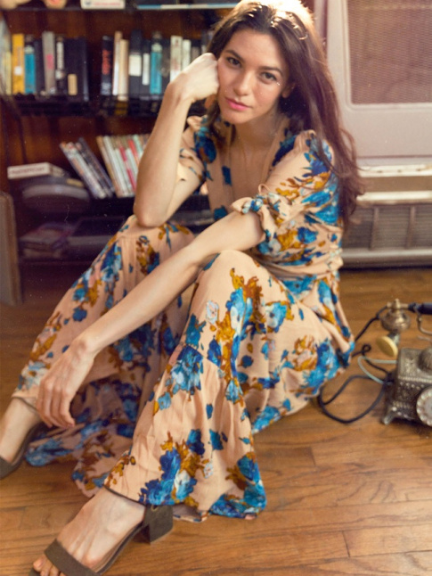 Ce printemps, on pense  choisir nos longues robes fleuries dans un style lgrement vintage