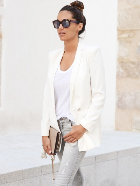 Classique et intemporel, le blazer blanc apparat idal pour aborder le printemps