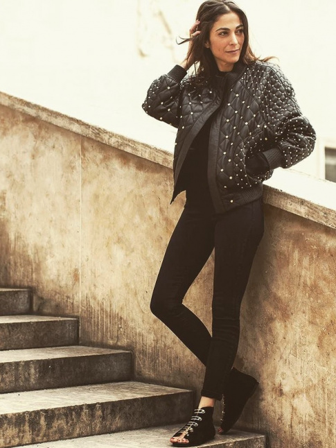 On piquerait bien son blouson Balmain  Capucine Safyurtlu  !
