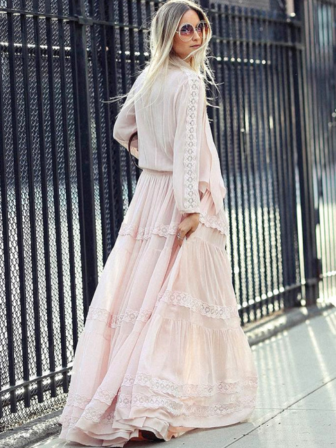 La robe ultra longue en ville : une sublime utopie...