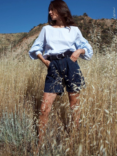 On aime quand le short en jean se fait plus chic que destroyed !