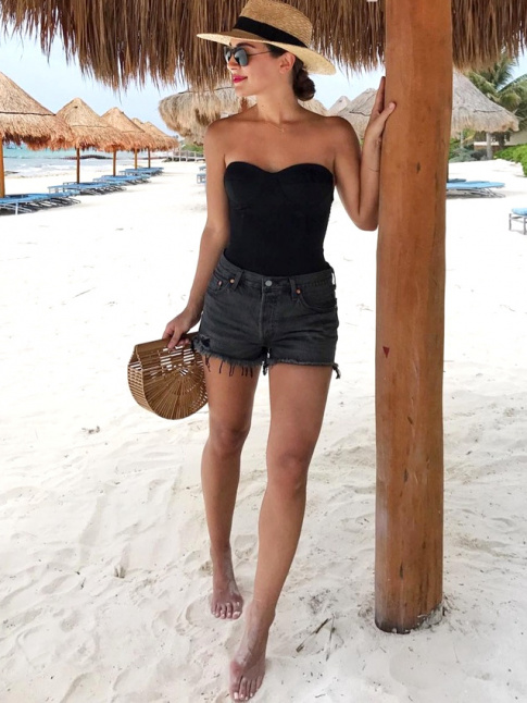 Le short en jean, le meilleur des paros !