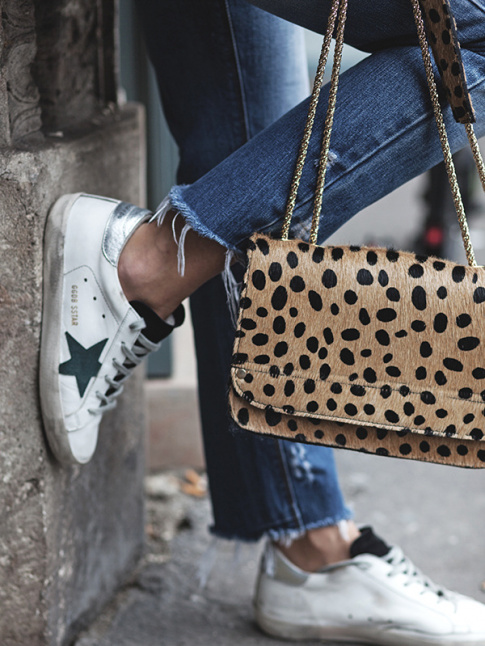 Imprim lopard russi + baskets blanches = le bon mix
