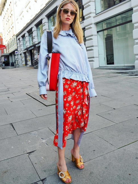Rayures pyjama + imprim fleuri = le bon mix