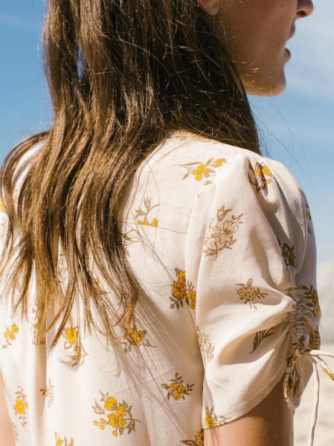 Rien de tel que plusieurs petits dtails raffins pour finaliser le look d'une jolie pice !