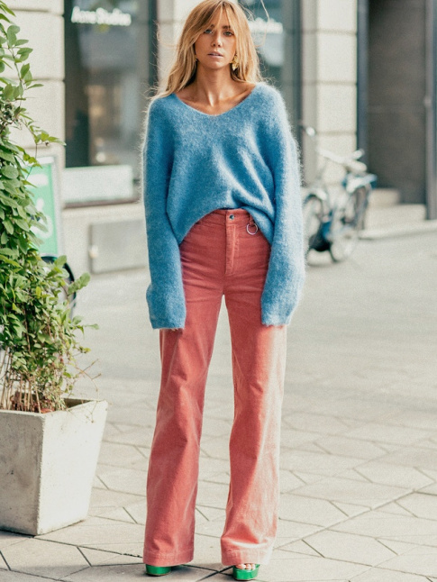 Wanted : un pantalon flare en velours vieux rose