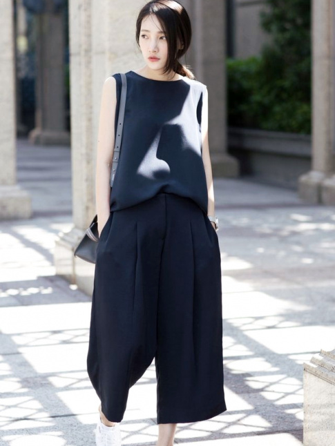 Oui aux looks sportswear minimalistes !