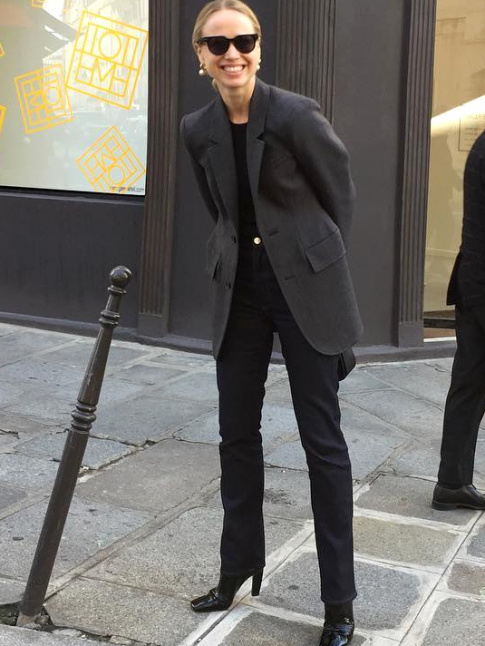 Oui au look classique subtilement revisit !