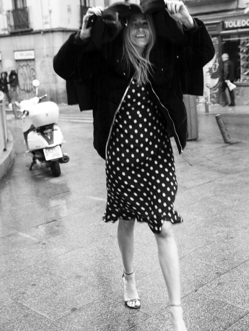 Look dlicat + blouson lgrement oversize = le bon mix