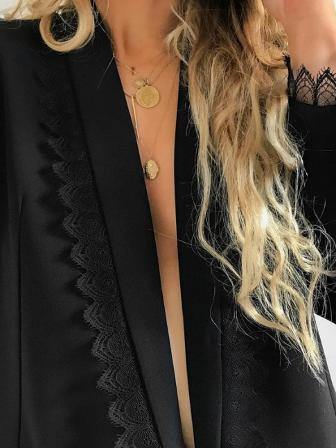 On aime quand la veste de smoking gagne en dlicatesse